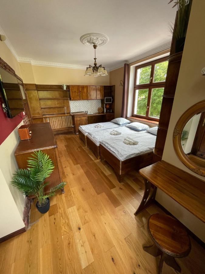 Dworek Oliwski Bed & Breakfast Gdansk Dış mekan fotoğraf