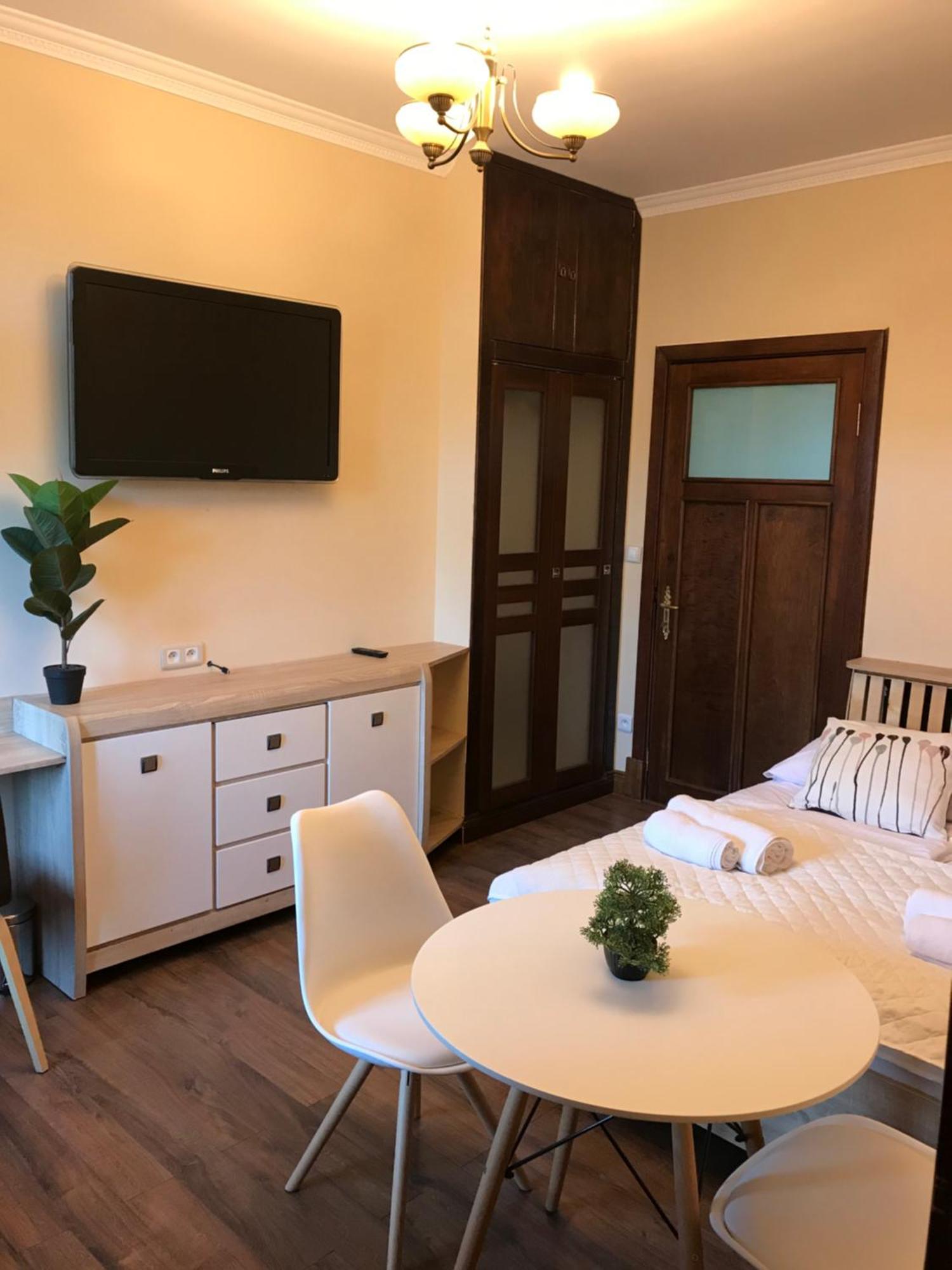 Dworek Oliwski Bed & Breakfast Gdansk Dış mekan fotoğraf