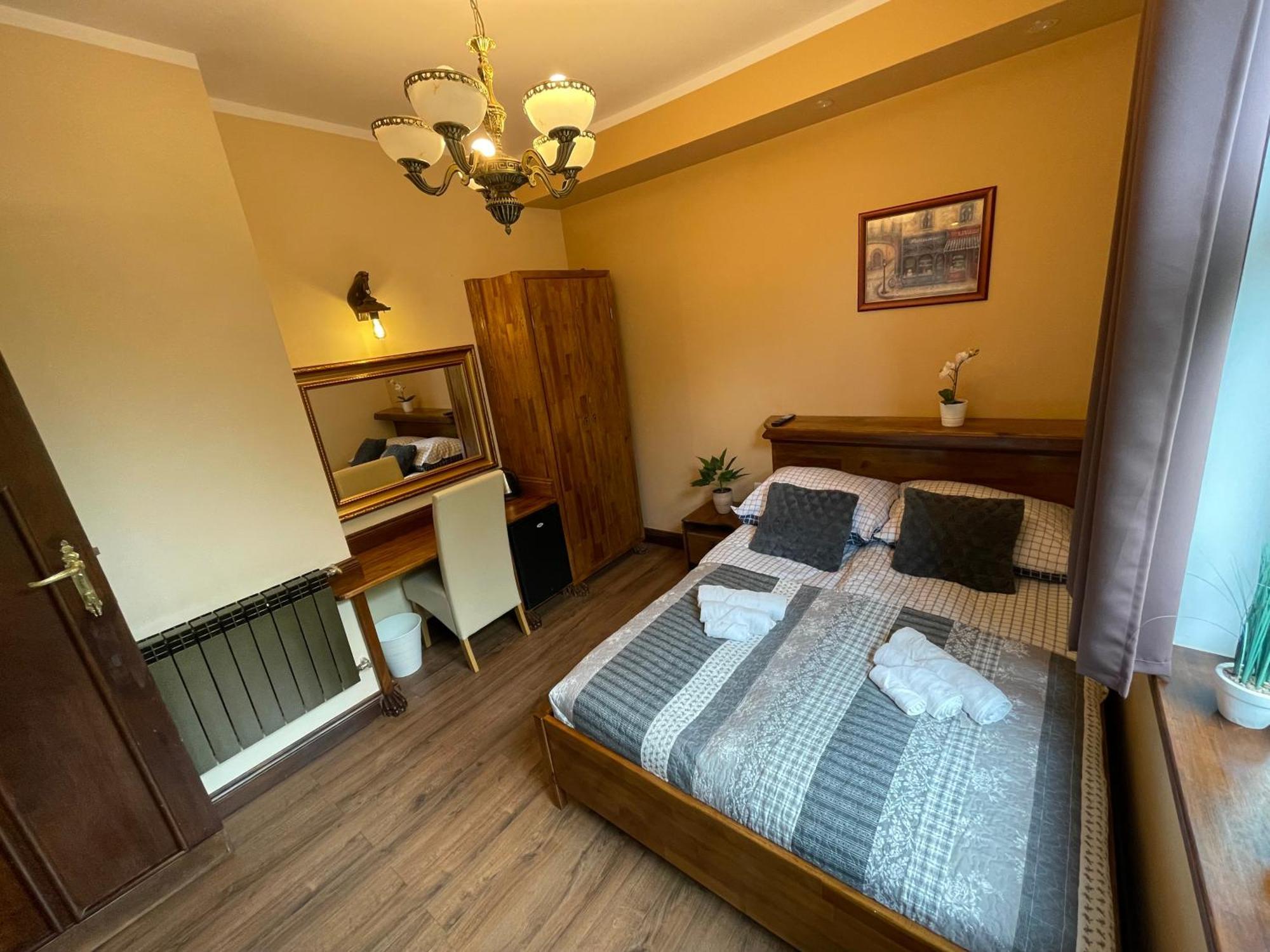 Dworek Oliwski Bed & Breakfast Gdansk Dış mekan fotoğraf