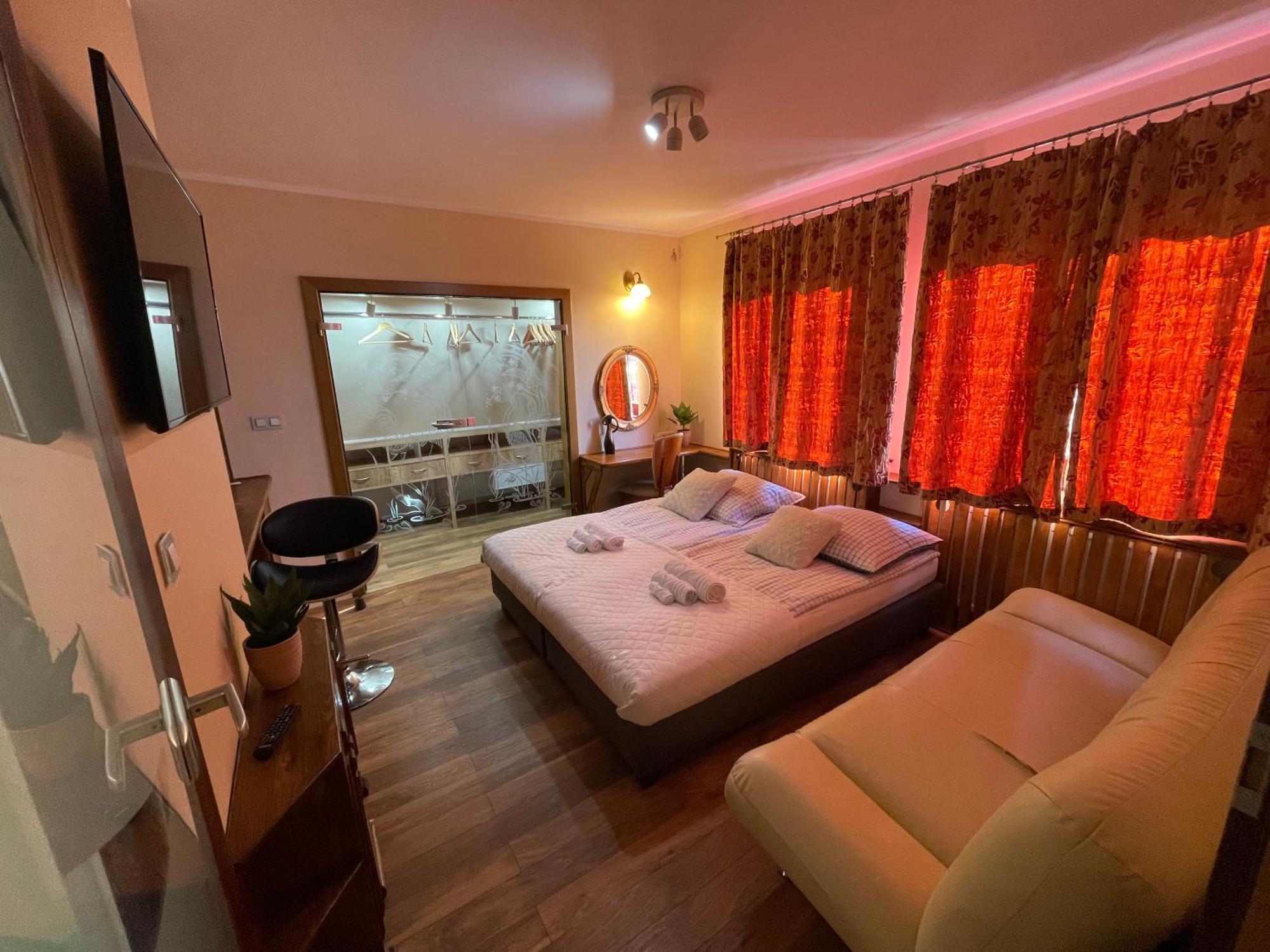 Dworek Oliwski Bed & Breakfast Gdansk Dış mekan fotoğraf
